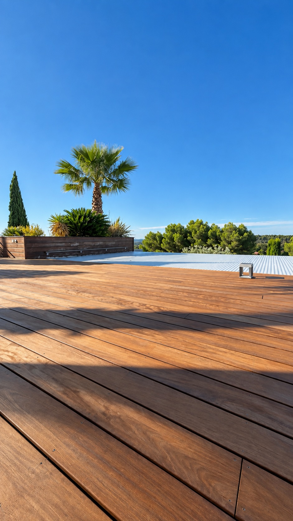 Terrasse en bois sur mesure – Menuiserie Bouze Aix-en-Provence